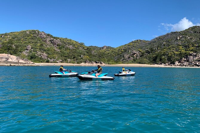 Bay Rock Tour in Townsville