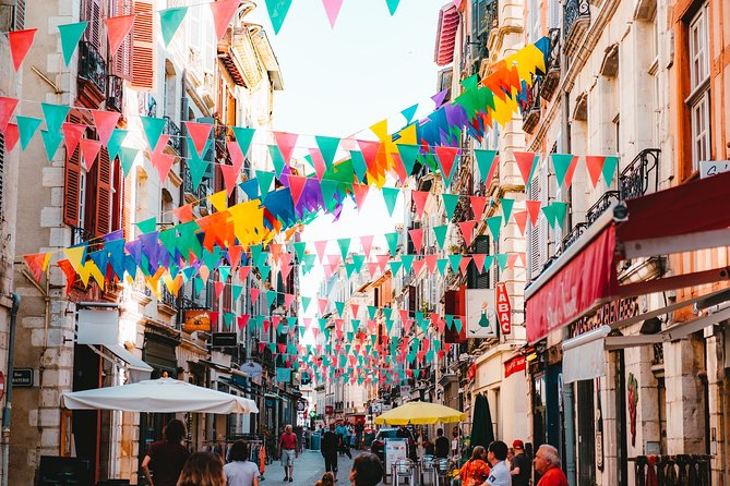 BAYONNE, BIARRITZ and SAINT JEAN DE LUZ – Private Cultural Adventure