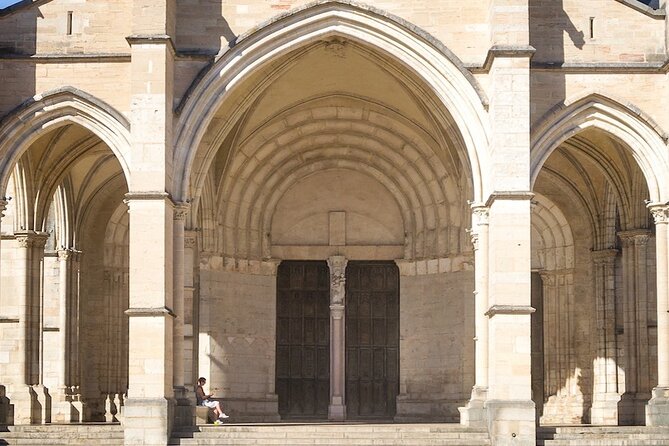 Beaune: A Self-Guided Audio Tour of Burgundy's Wine Capital