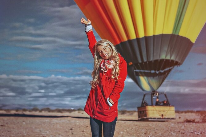 Beautiful Hot Air Balloon of Dubai Desert - Booking and Reservation Details