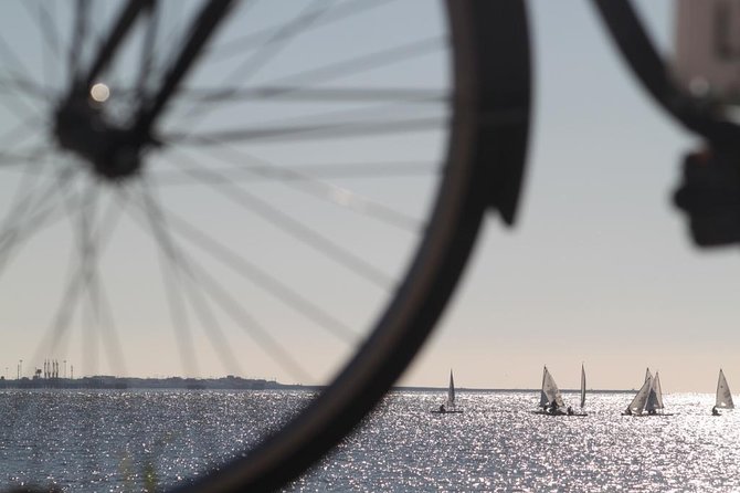 Belém - Lisbon - 3 Hour Electric Bike Tour