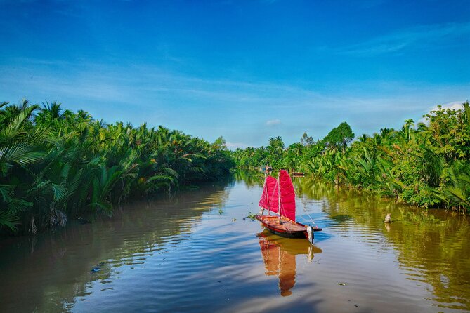 Ben Tre Half Day Tour With Scooter and Sailboat and Mekong Food