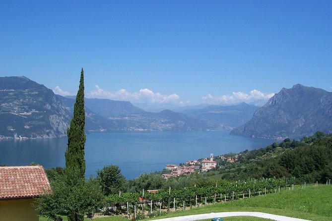 Bergamo and Franciacorta With Lunch and Cellar Visit - Scenic Beauty of the Lombardy Countryside