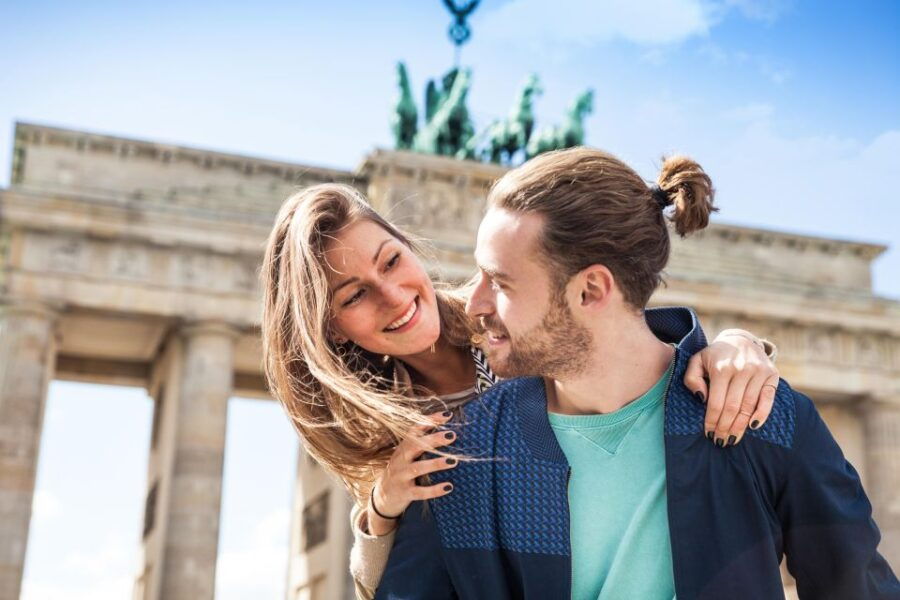 Berlin Essentials: Private Photoshoot at Berlin's Top Sites - Good To Know