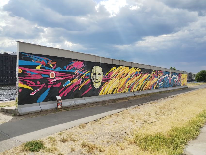 Berlin Friedrichshain: 3-Hour Walking Tour With a True Local - Good To Know