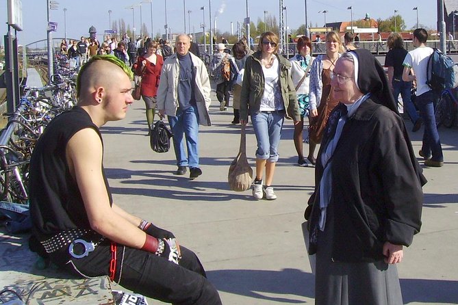 Berlin Off-the-Beaten-Path Walking Tour: Kreuzberg, Mitte and Friedrichshain - Unique Experiences in Berlin