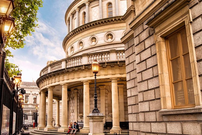 Best of Irish History & Treasures Tour With Fully Guided Access to National Irish Museum