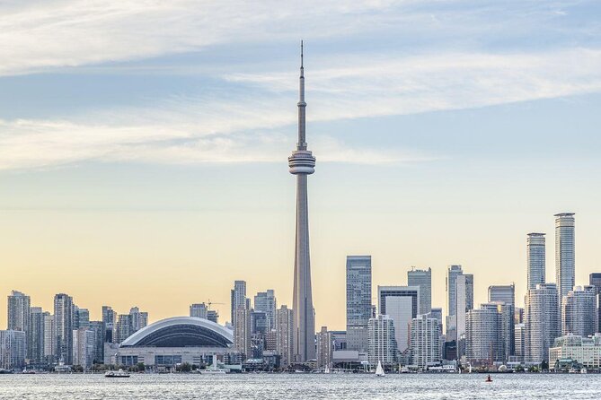 Best of Toronto Small Group Walking Tour With CN Tower