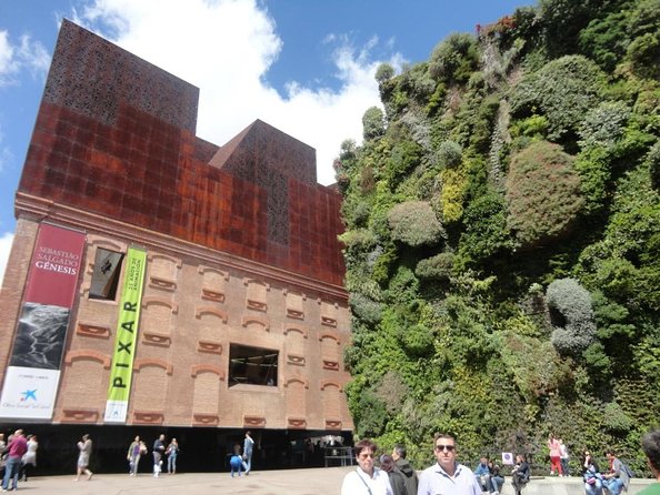 Bike Tour Through the Historical Madrid With Tapas
