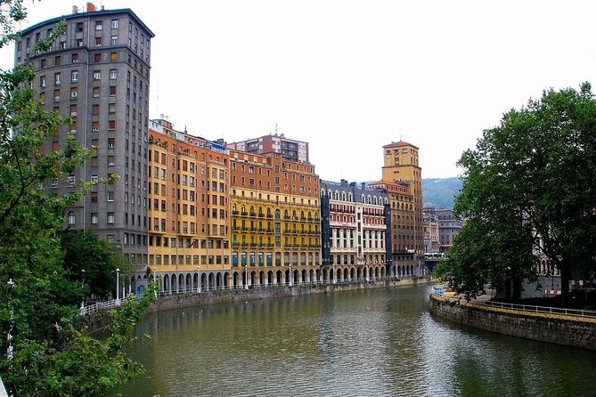 Bilbao Private Walking Tour With Professional Guide