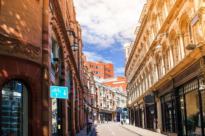 Birmingham Private Walking Tour With a Professional Guide