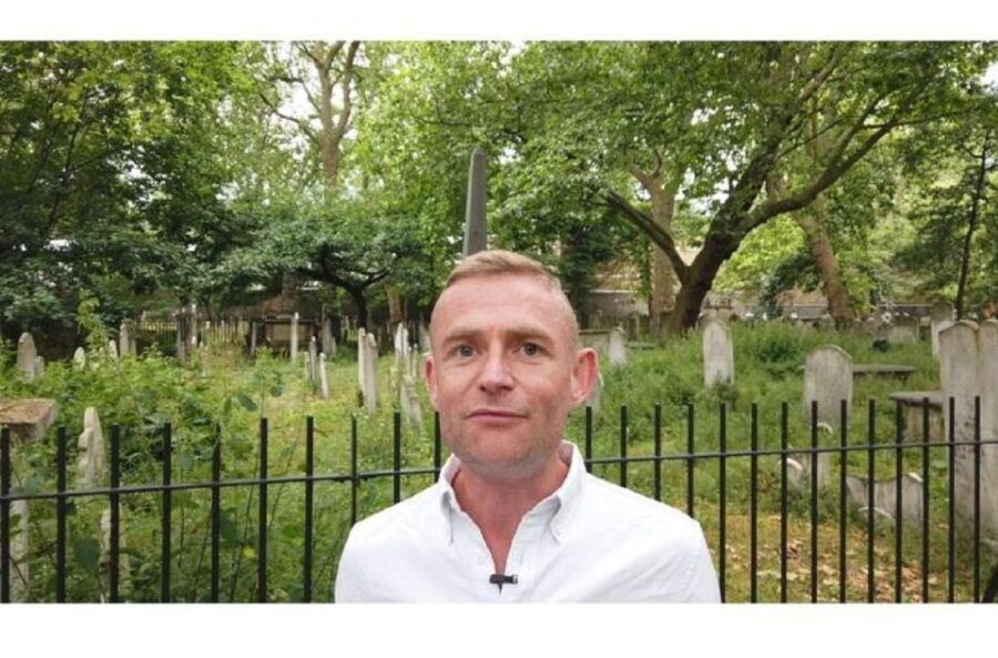 Blake & Defoe's London: Literary Tour & Writing Workshop - Good To Know