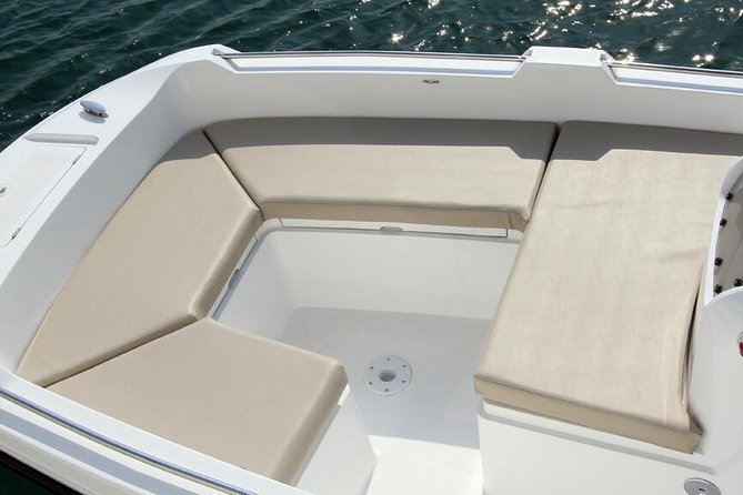 Boat Rental Without License - B550 Perseis (6p) - Can Pastilla - Meeting and Pickup Information