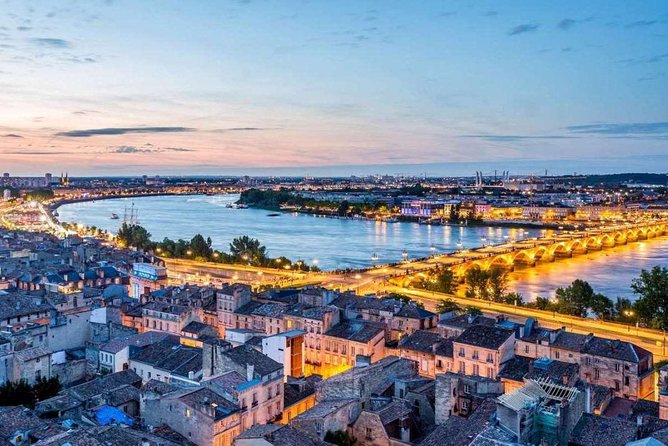 Bordeaux Old District : Private Walking Tour