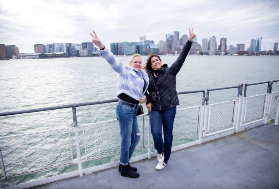 Boston: Small Group Tour With Boat Cruise & USS Constitution