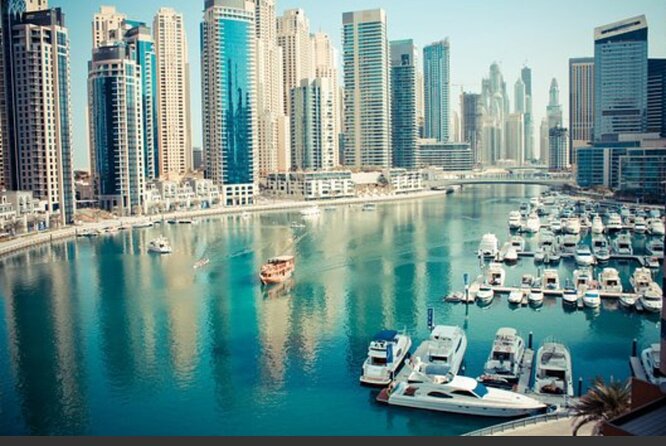 Breakfast on Privat Luxury Yacht in Dubai - Activities and Entertainment on the Yacht