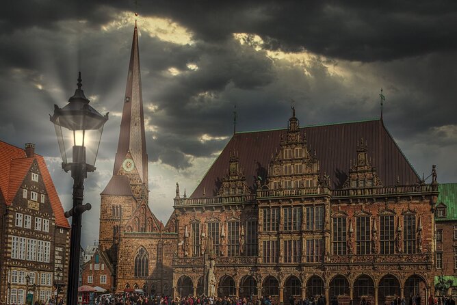 Bremen Private Walking Tour With A Professional Guide - Tour Highlights