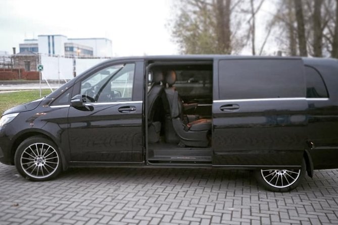 Brussels Airport Shuttle Transfer – Ghent (1 to 8 PLACES)