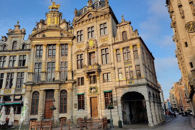 Brussels Outdoor Escape Game: Journey Through Time