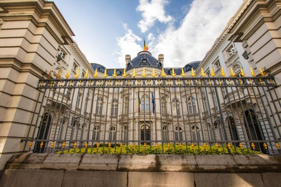 Brussels: Private Exclusive History Tour With a Local Expert - Good To Know
