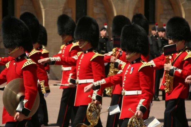 Buckingham Palace Entrance Ticket & Changing of the Guard Tour - Good To Know