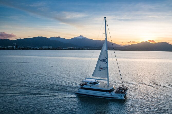 Cairns Luxury Catamaran Harbor and Dinner Cruise