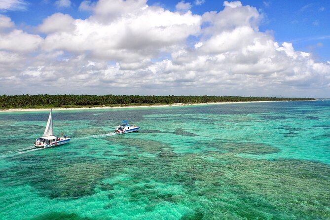 Cap Cana Snorkeling and Sailing Tour With Seafood Lunch - Punta Cana