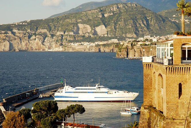 Capri Private Boat Tour From Sorrento, Positano or Naples - Gozzo Jeranto 950 - Good To Know