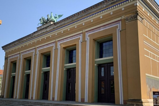 Castle Island's Royal History: A Self-Guided Audio Tour of Slotsholmen - Good To Know