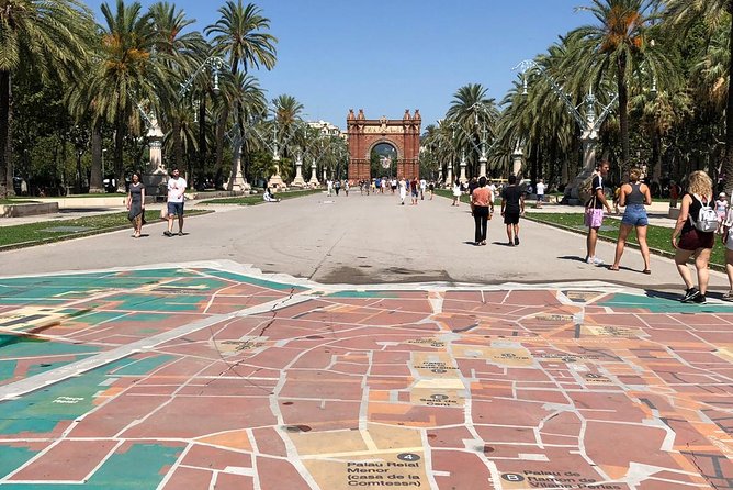 Catalonia History Walking Tour  - Barcelona - Meeting and Pickup Details