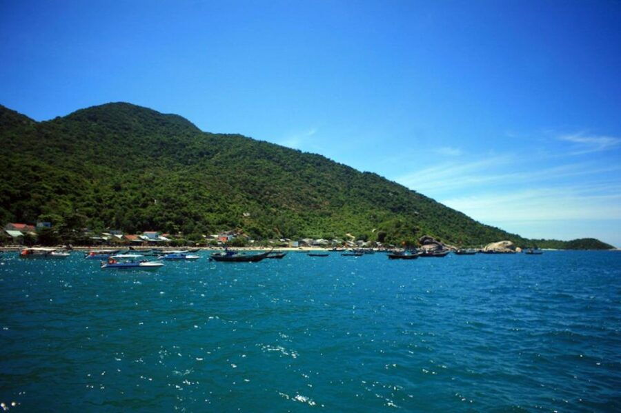 Cham Island Sightseeing & Snorkeling Tour From Hoi An/Danang