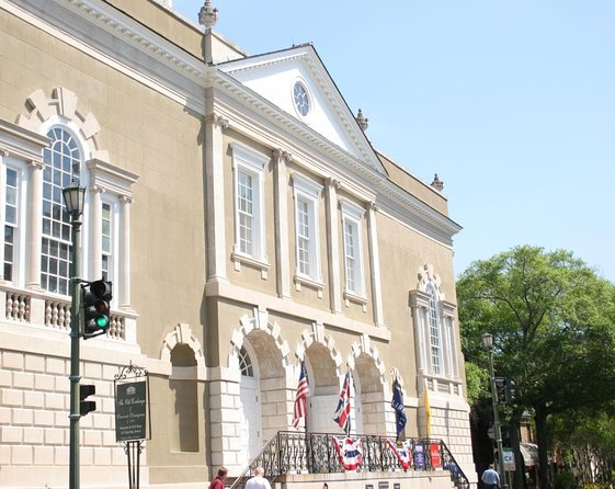 Charleston History and Hops Tour: Bar and History Walk