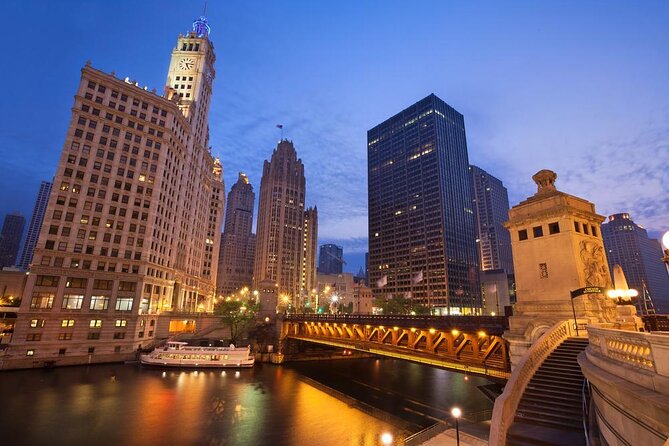 Chicago Architecture Walking Tour: Whats New