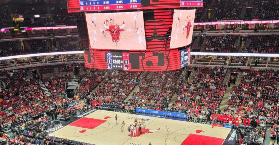 Chicago: Chicago Bulls Basketball Game Ticket - Good To Know