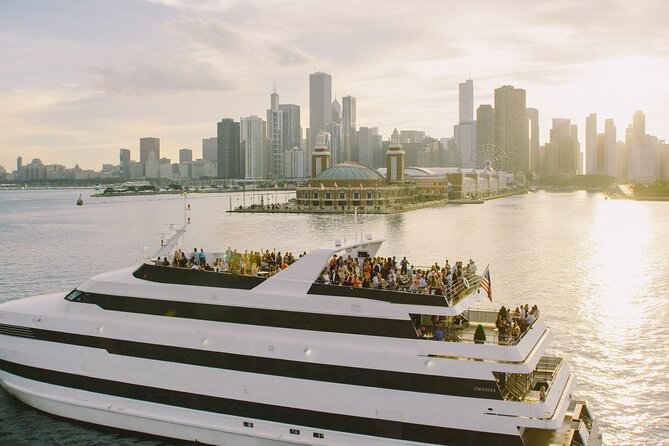 Chicago Premier Fireworks Dinner Cruise on Lake Michigan