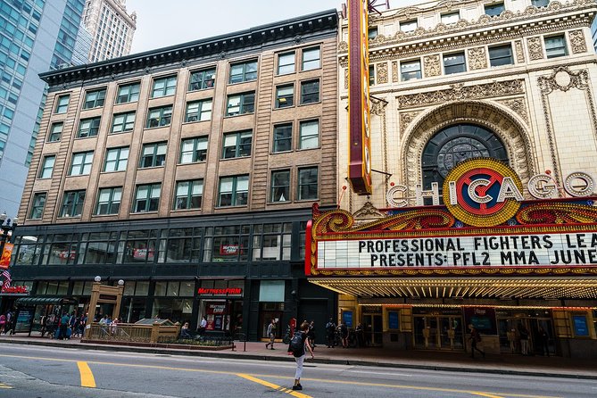 Chicago Walking Tour: A Walk Through Time