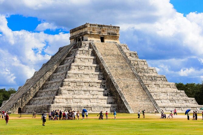 Chichen Itza Tour With Cenote Food and Transfer From Cancun - Good To Know