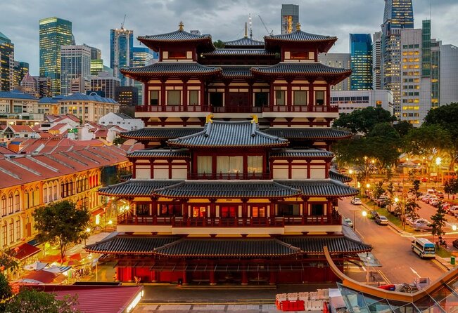 Chinatown Food Tour in Singapore