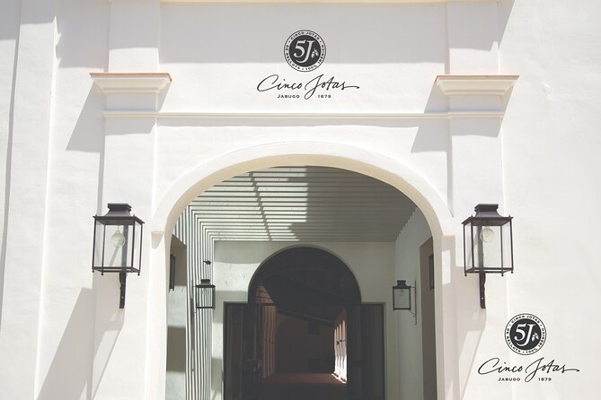 Cinco Jotas Almacén Visita Desde Sevilla Tour Privado - Tour Overview