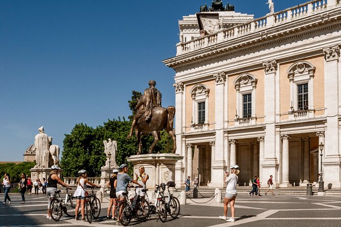 City Center Highlights of Rome Tour With Top E-Bike
