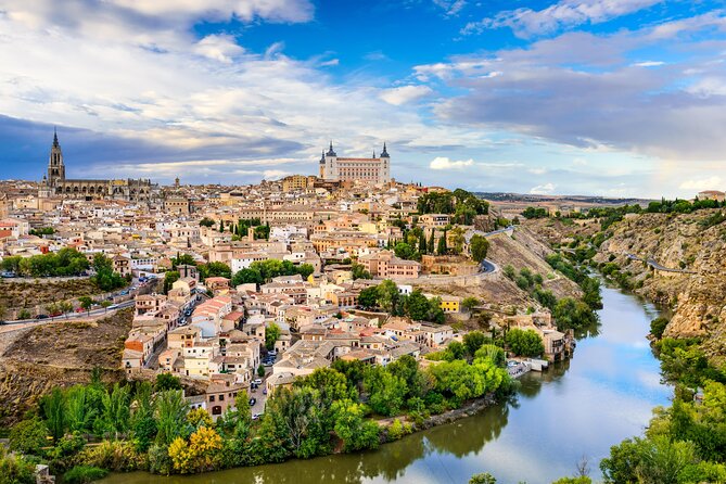 City of Three Cultures Outdoor Escape Game in Toledo - Overview and Features