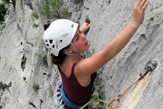 Climbing and Yoga Course in Rodellar, Huesca
