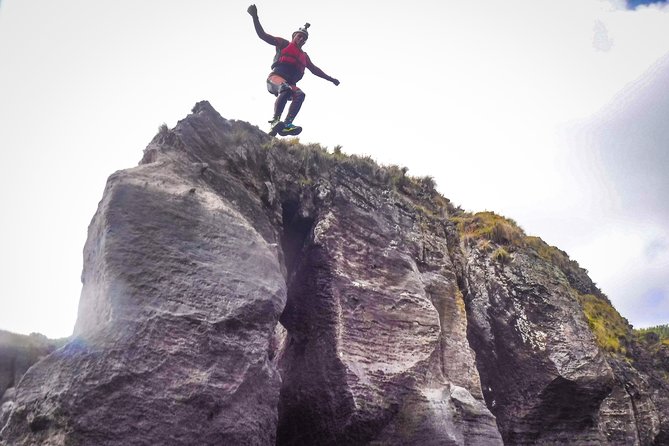 Coasteering in Caloura (Sao Miguel – Azores)