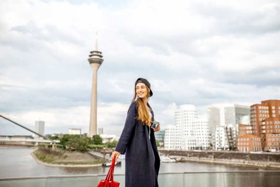 Cologne: Dusseldorf Half-Day Private Tour