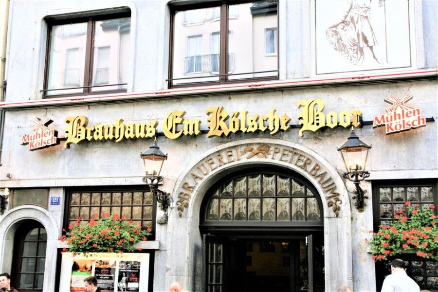 Cologne: Walking Tour of Kuniberts-Viertel and Eigelstein