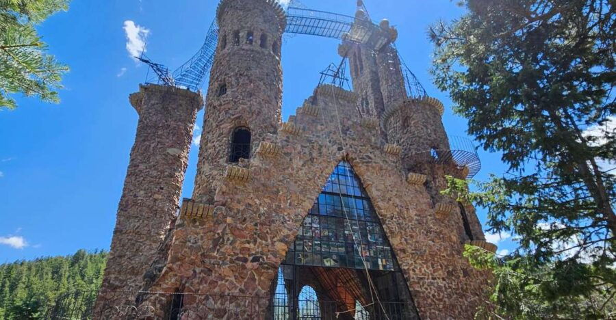 Colorado: Bishop Castle Luxury Jeep Tours - Good To Know