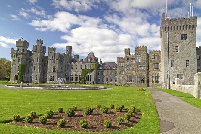 Connemara Day Trip From Galway: Cong and the Kylemore Abbey