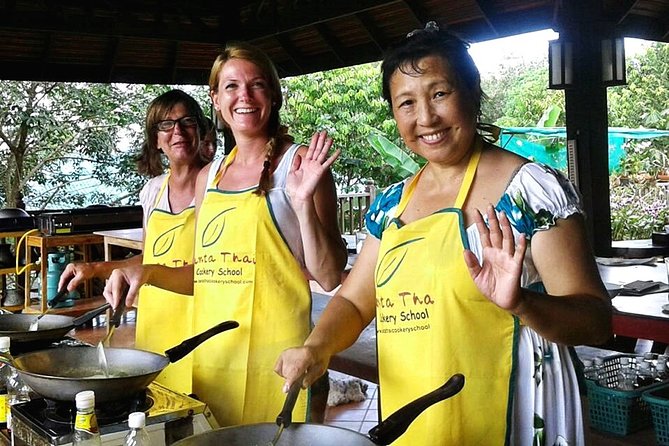 Cooking Class and Market Tour at Lanta Thai Cookery School on Koh Lanta