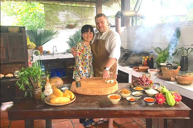Cooking Class & Discover Ben Tre Market by Scooter (Half-Day)