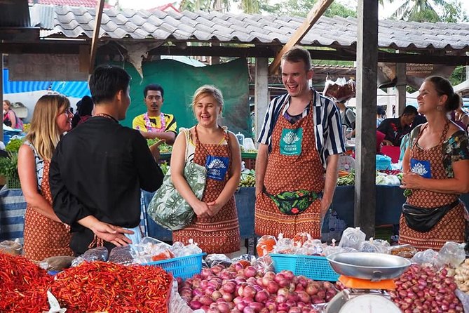 Cooking Class & Market Tour With Thai Master Chef at Sukho Cuisine, Lanta